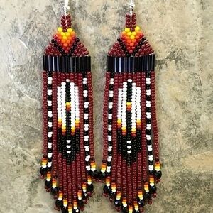 Elegant Beaded Earrings in Red and Black